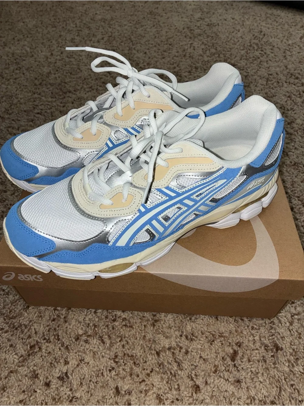 ASICS NYC-Gel Sneakers in White, Light Blue & Cream
